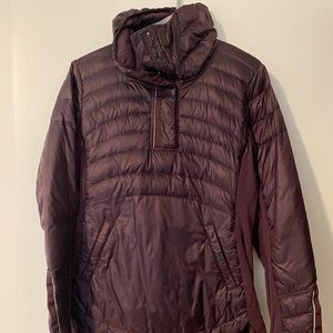 Lulu down for a run pullover size 8 black cherry